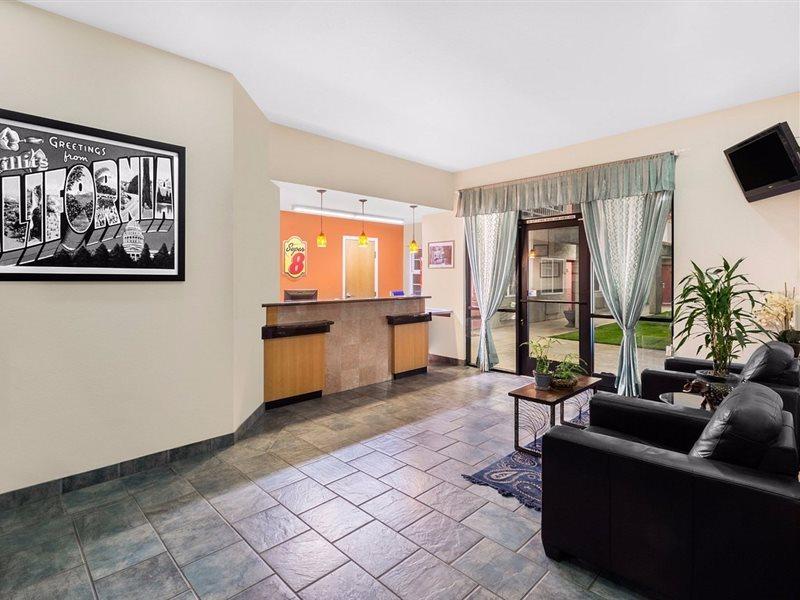 Creekside Inn & Suites Willits Ngoại thất bức ảnh