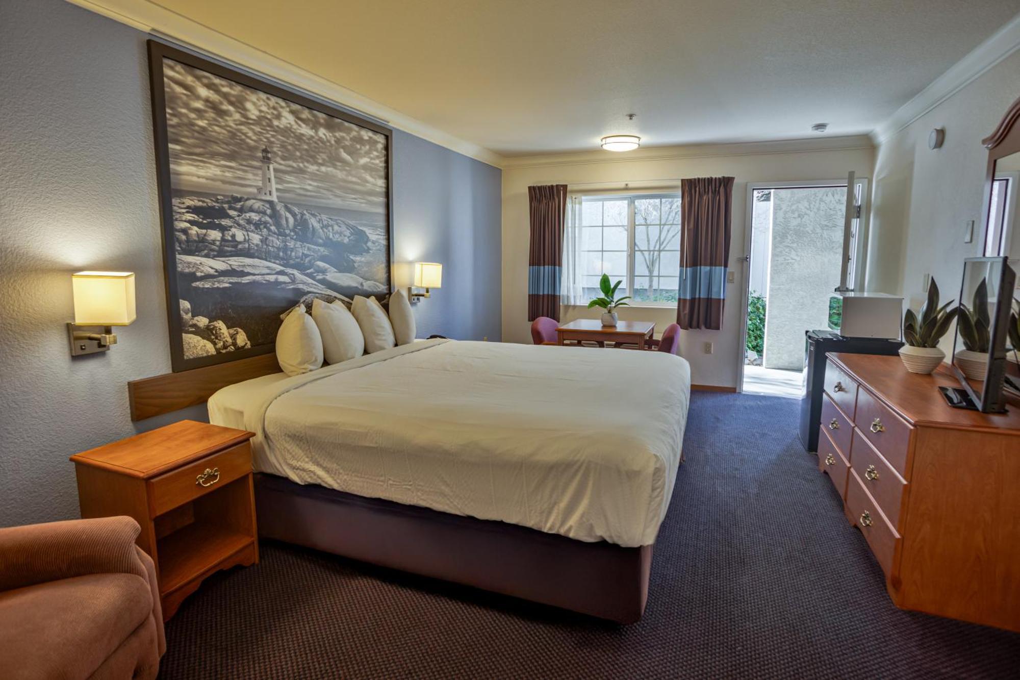 Creekside Inn & Suites Willits Ngoại thất bức ảnh