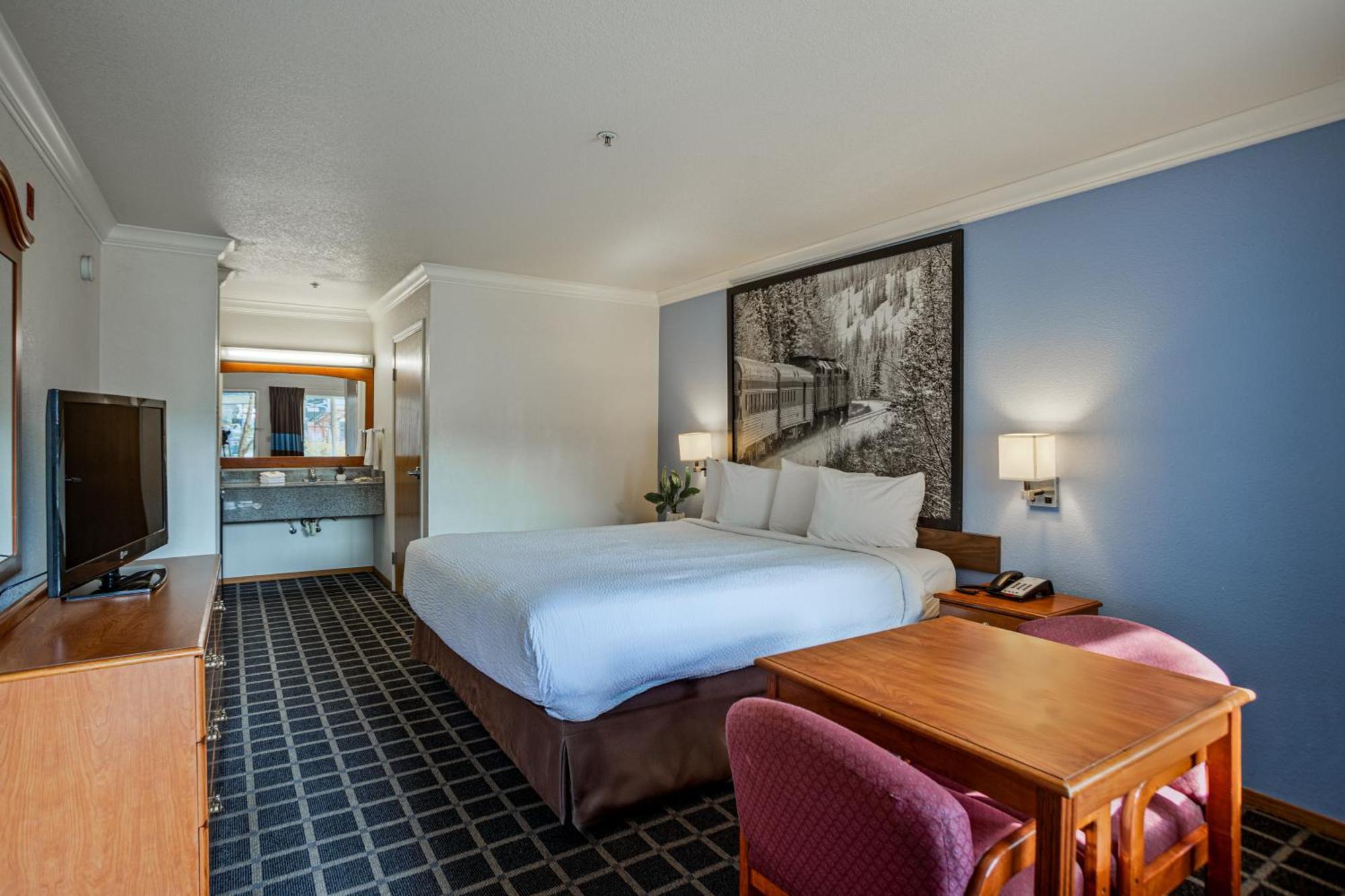 Creekside Inn & Suites Willits Ngoại thất bức ảnh