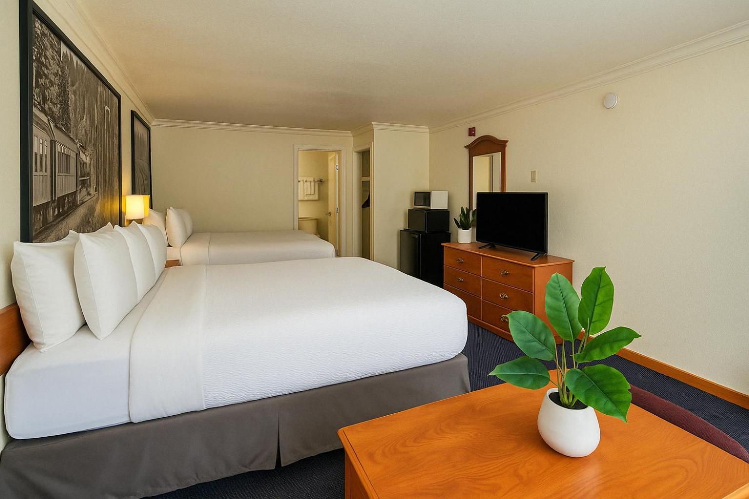 Creekside Inn & Suites Willits Ngoại thất bức ảnh